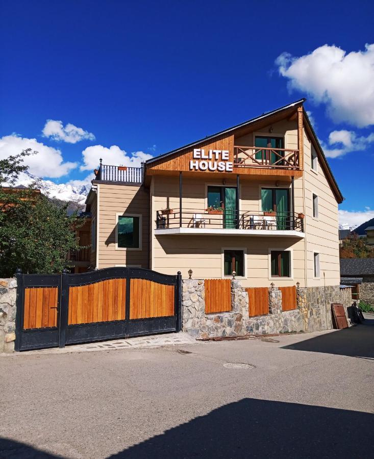 Hotel Elite House Mestia Exterior foto